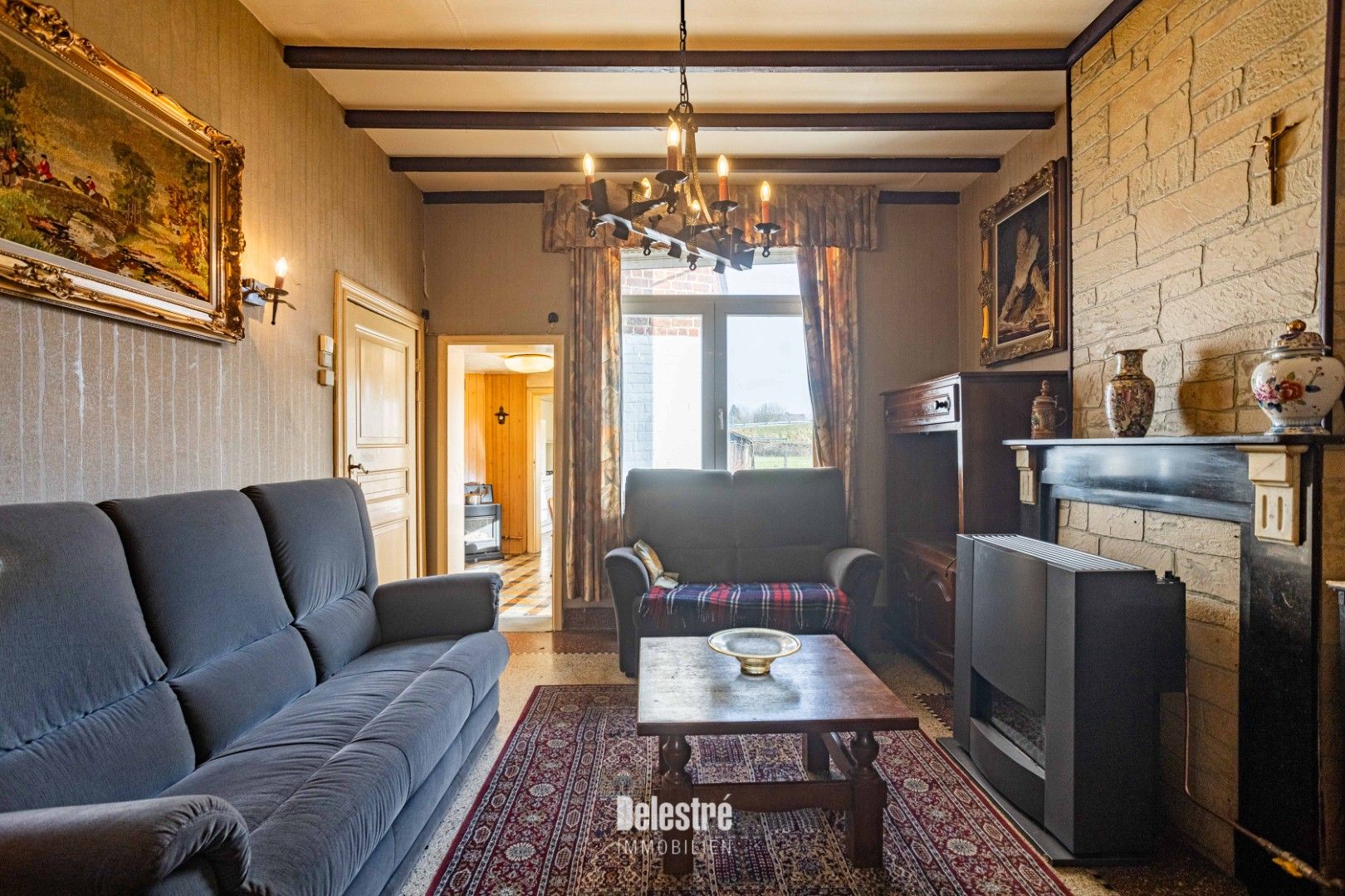TE RENOVEREN WONING MET ZALIGE TUIN OP RUSTIGE LOCATIE foto 12