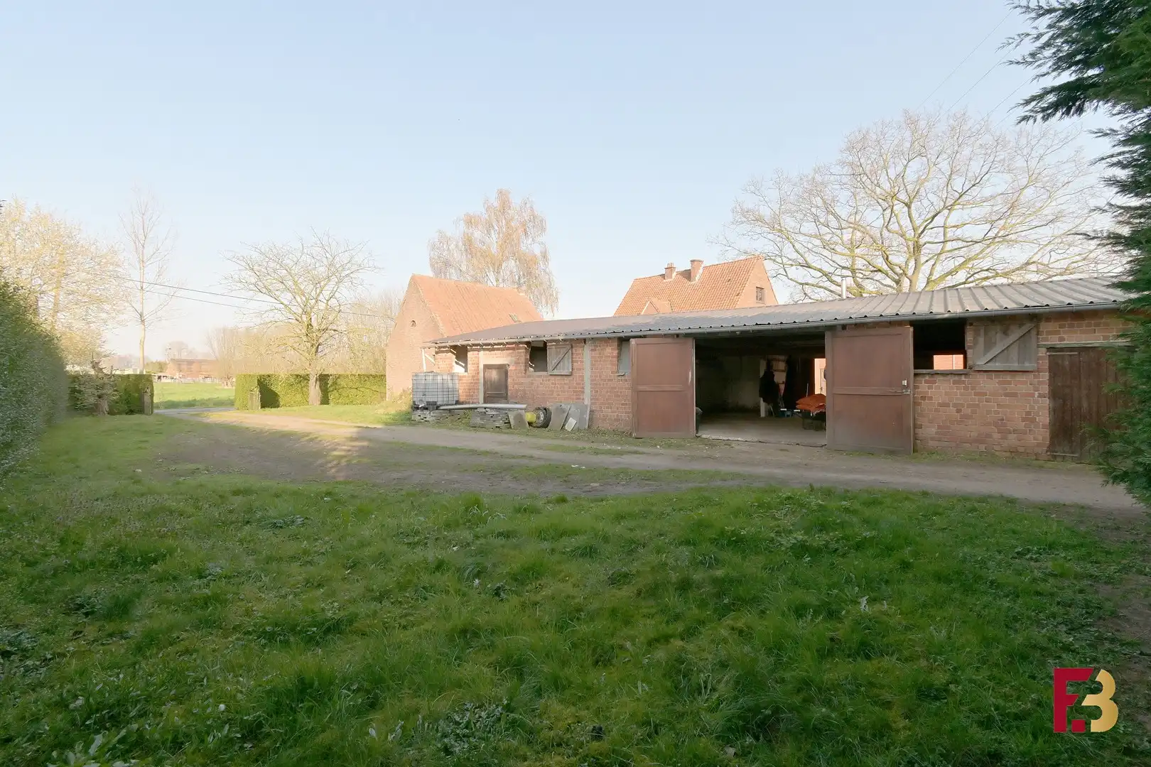Woning met stallen op circa 1,9ha in het groene Lokeren foto 20