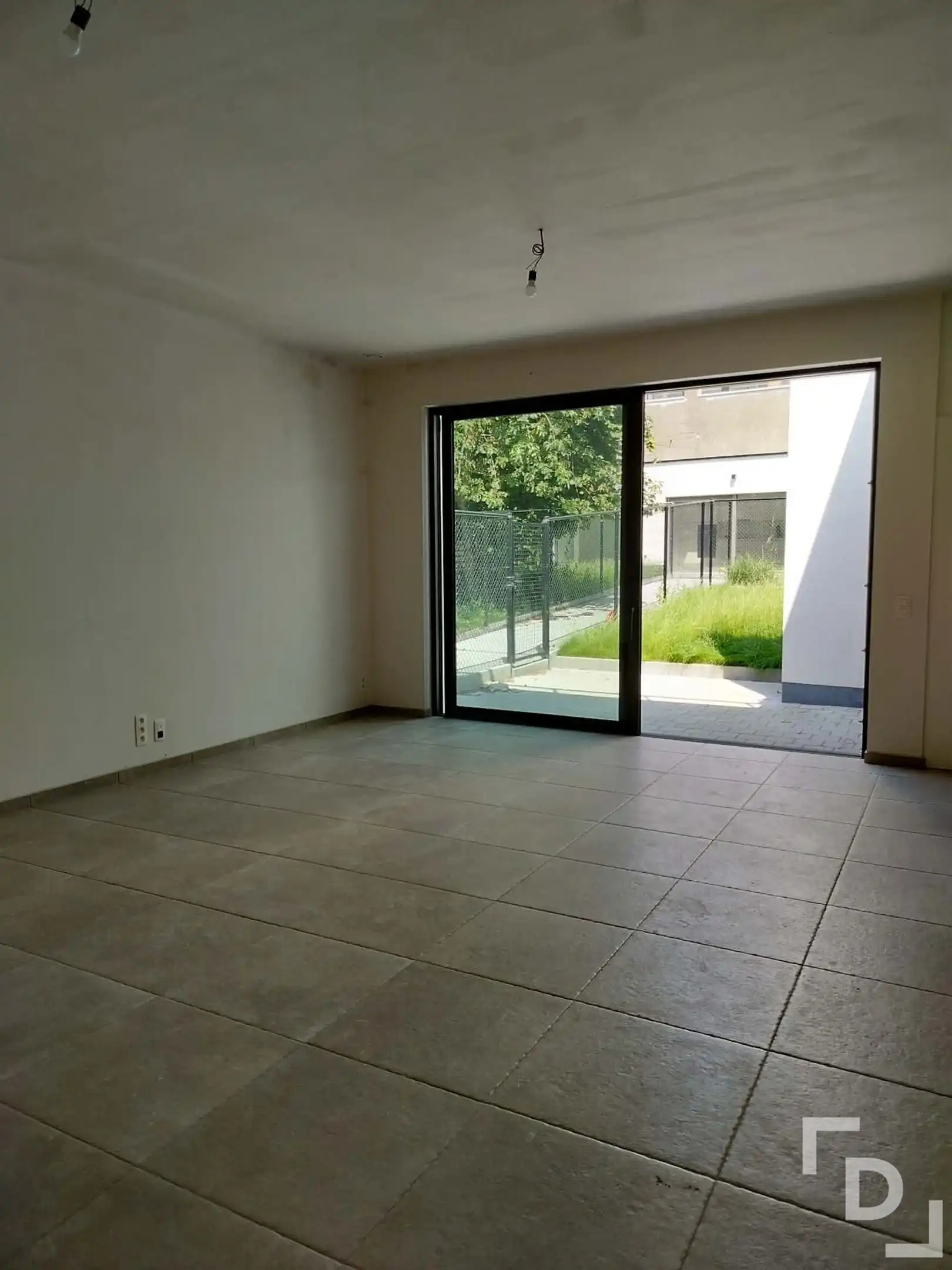 Nieuwbouwappartement in hartje Ieper foto 9