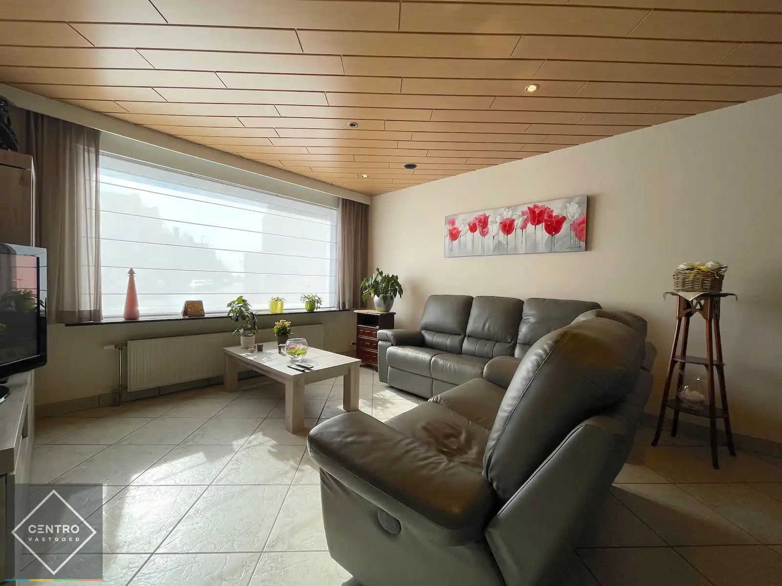 Centraal gelegen woning met 3 slpks, terras én garage! foto 3