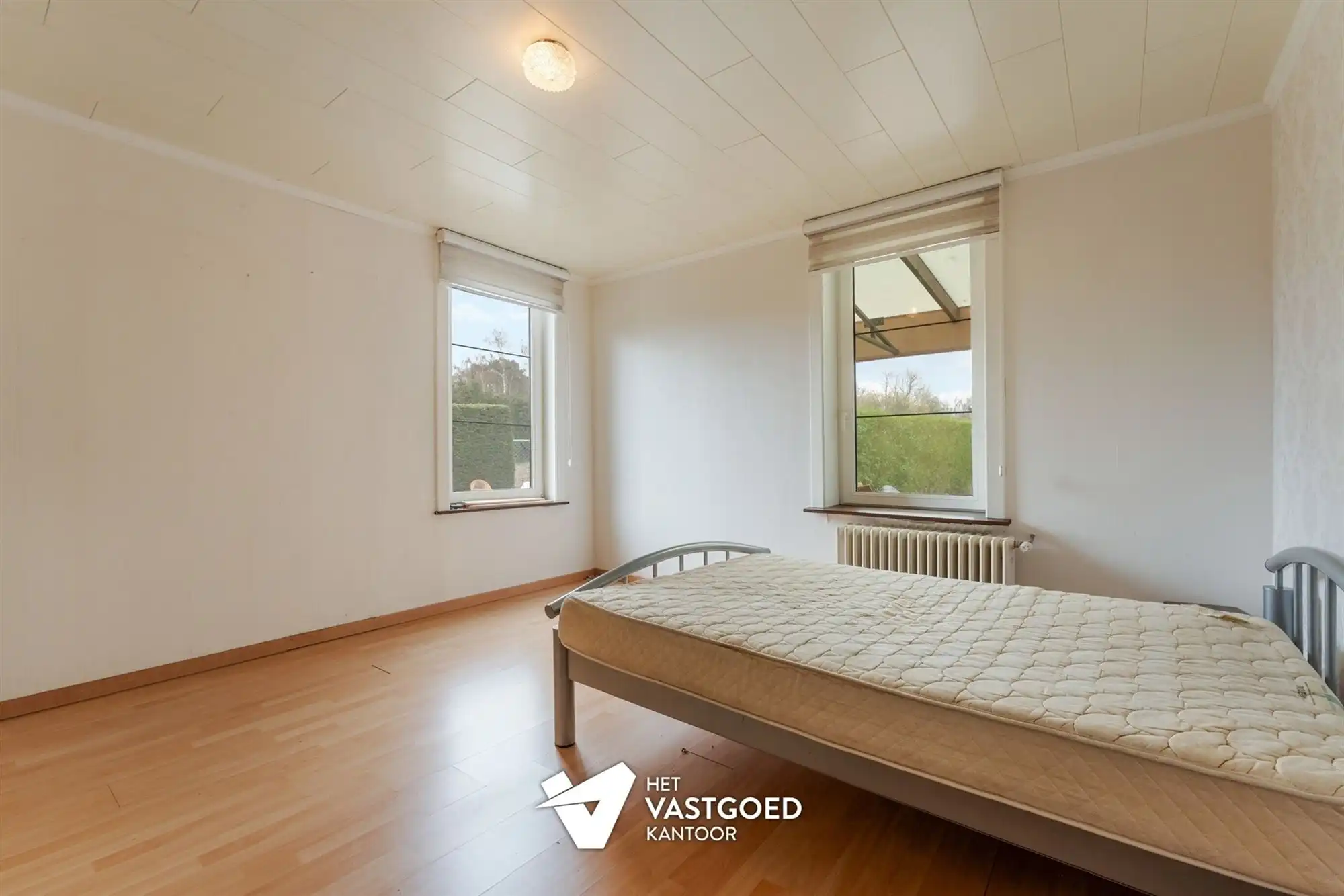 WONING MET VEEL POTENTIEEL OP GUNSTIG GEORIËNTEERD PERCEEL VAN MAAR LIEFST 20 ARE foto 11