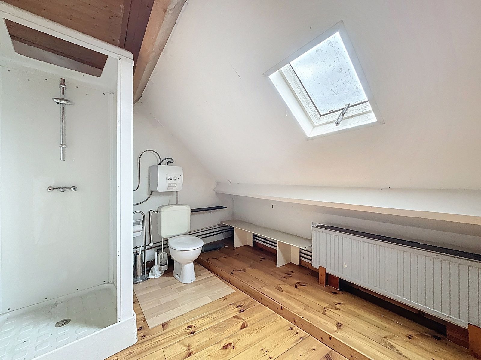 Woning mét hangaars en tuin foto 26