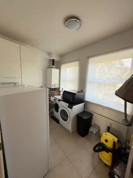Ruim, lichtrijk appartement met 2 slaapkamers, groot terras en EPC B! foto 8