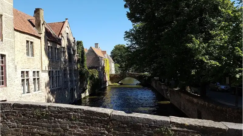 Comfortabel 1-slaapkamerappartement te huur in Brugge foto 13
