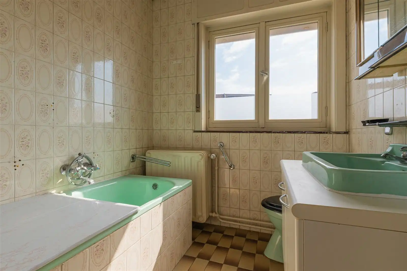 3 gevelwoning met loods (248m2) en garage foto 22