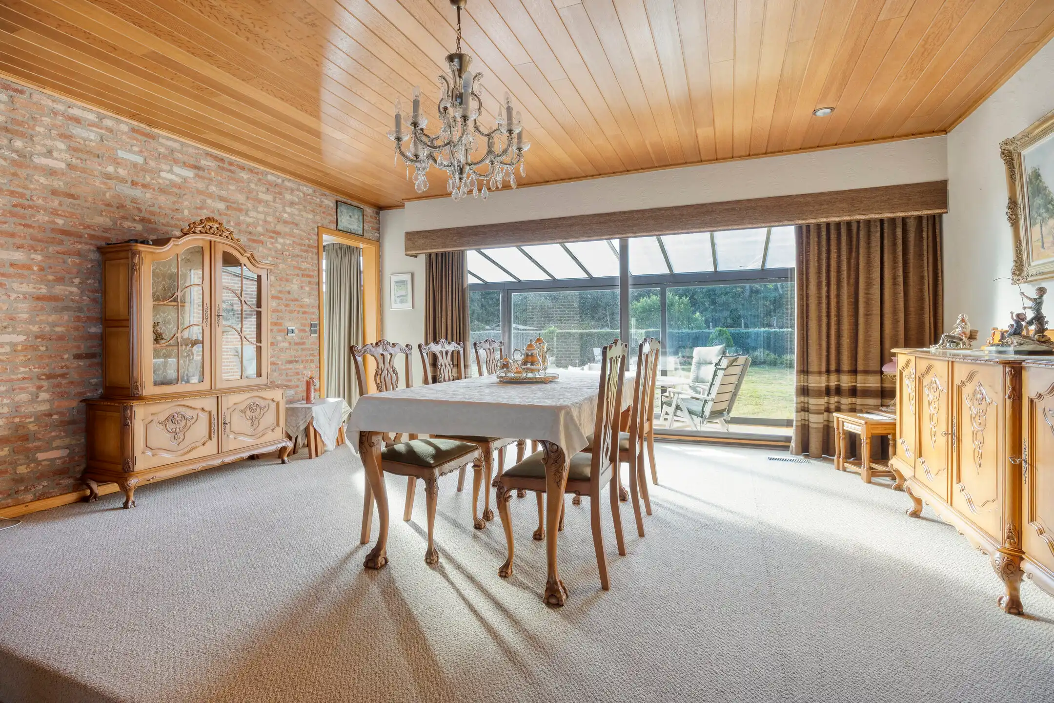 Prima onderhouden laagbouwwoning op uitzonderlijk perceel foto 9