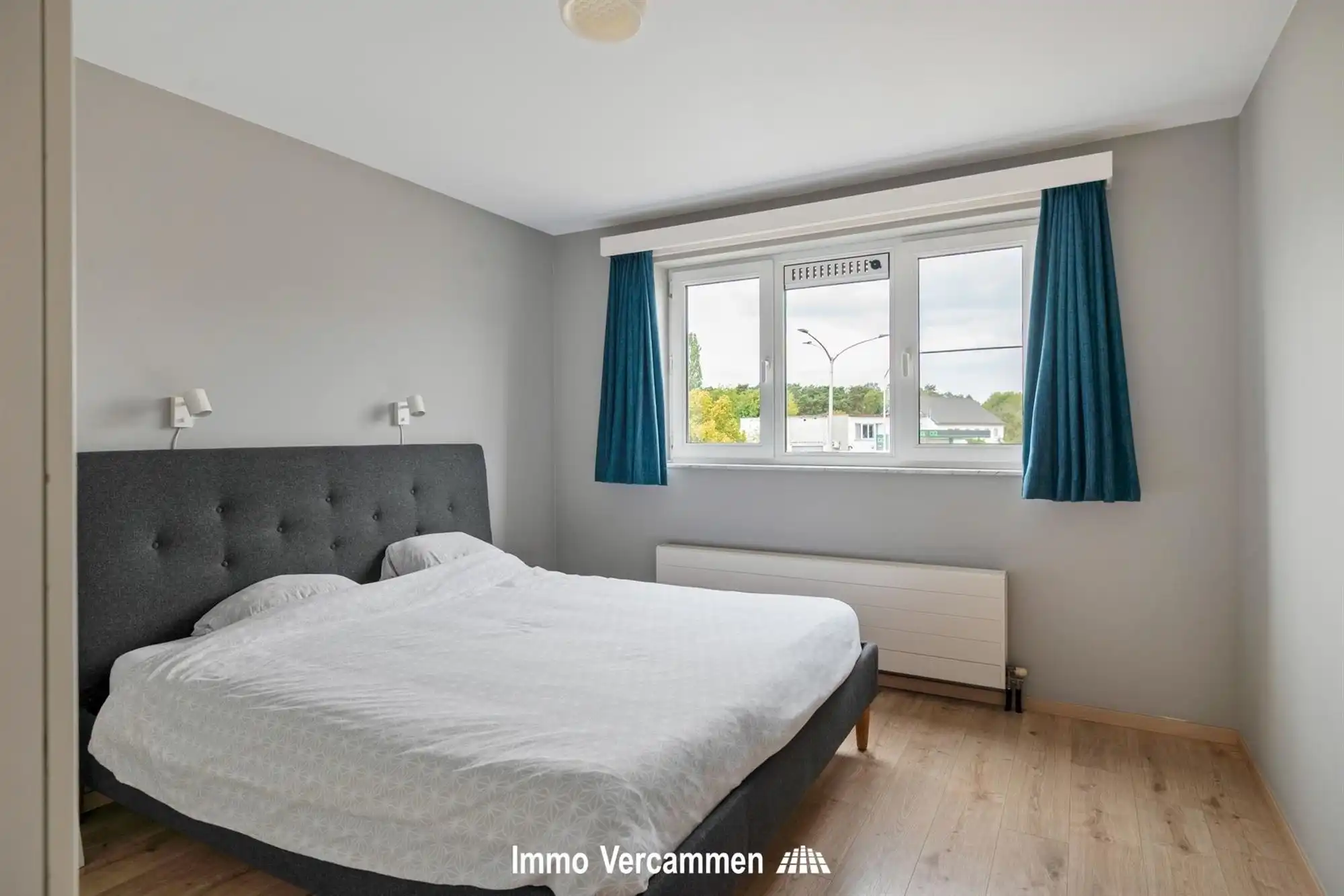 Ruim appartement (109 m²) met 2 SLPK, terras en garage foto 5