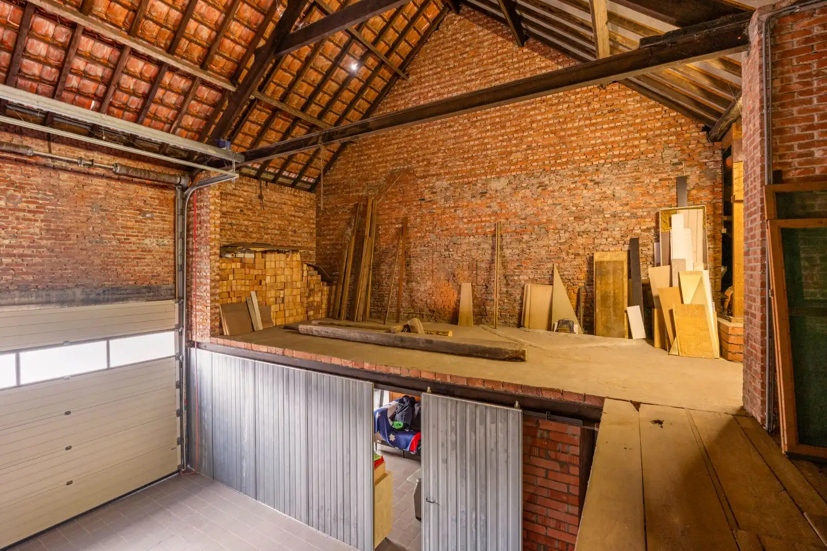 Verder te ontwikkelen eigendom van ca 17are met landelijke karakters. foto 11