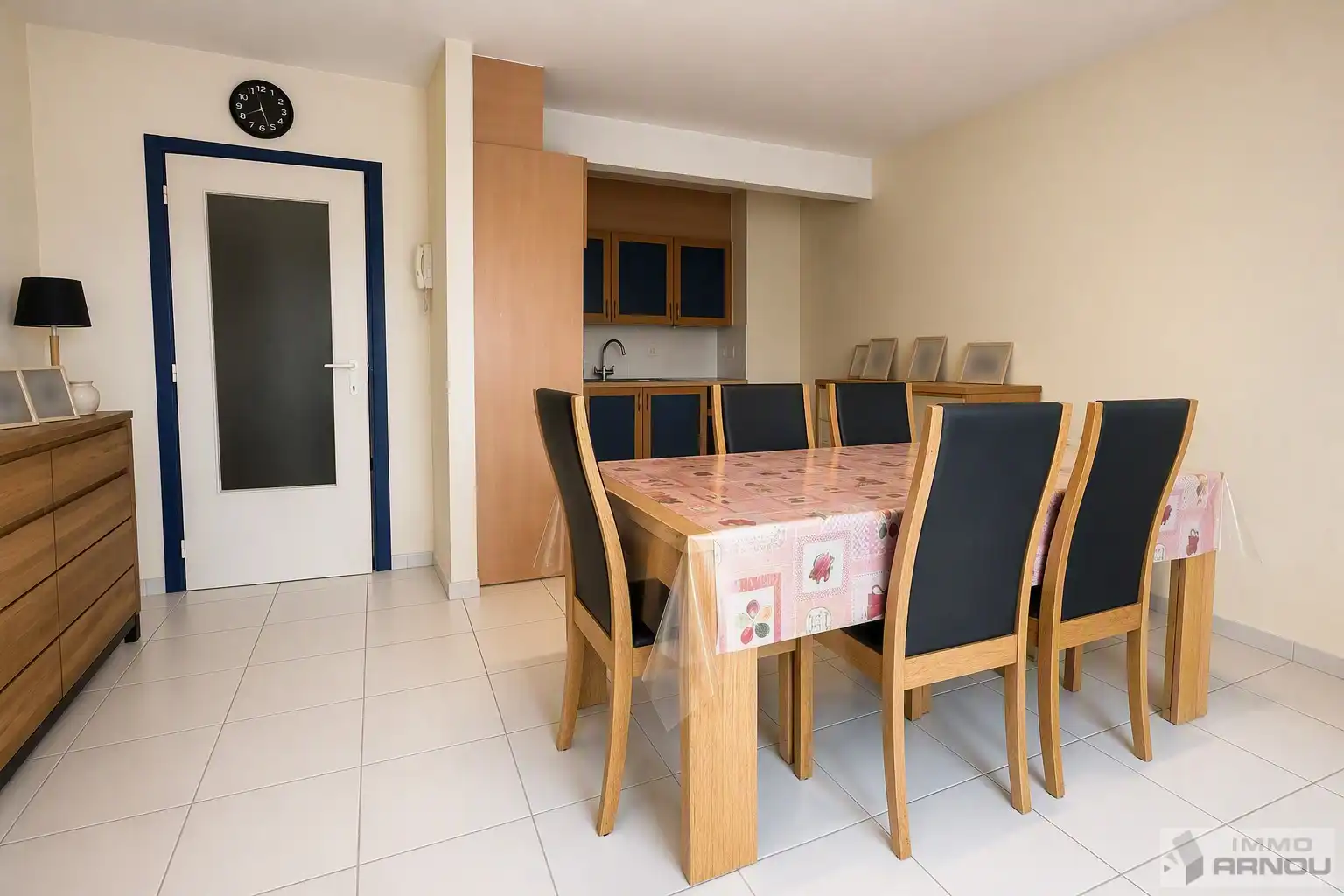 Verzorgd 2-slaapkamerappartement met autostandplaats op toplocatie in Deinze foto 8