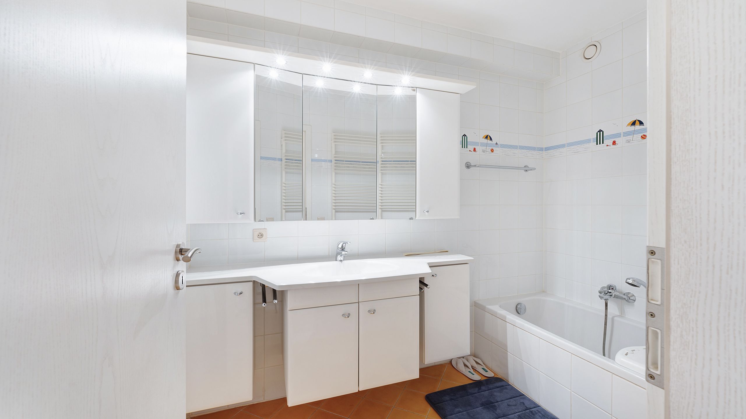Lichtrijk hoekappartement met panoramisch zicht in Heist [Graaf d'Ursellaan]. foto 19