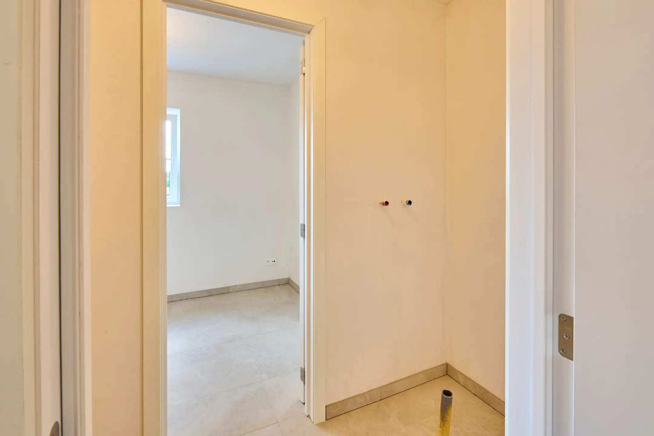 Ruime instapklare gezinswoning met zicht op achterliggend groen.&nbsp; foto 13