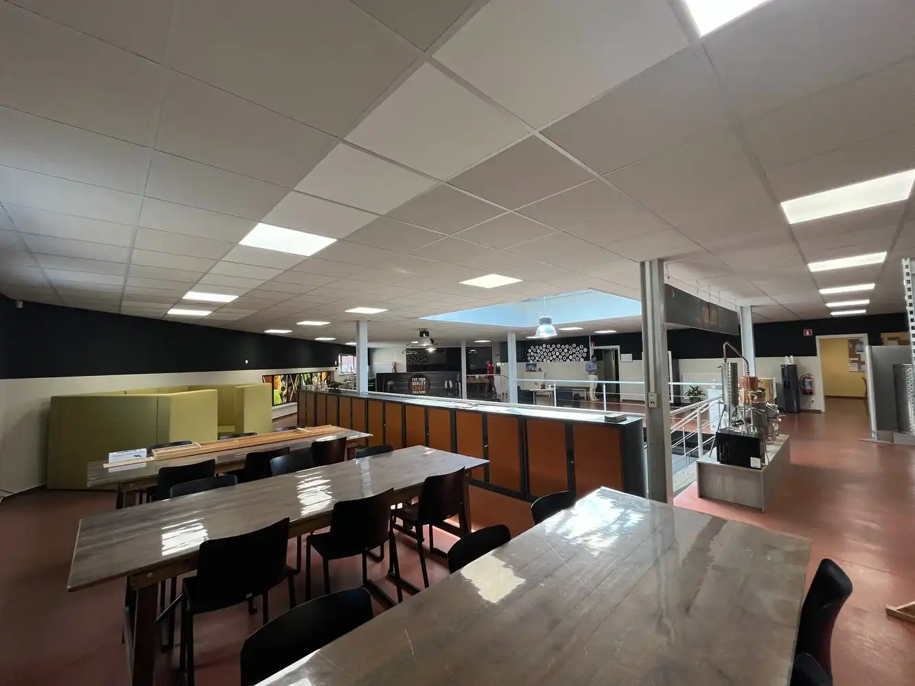 Industrieel-magazijn-logistiek te koop foto 13