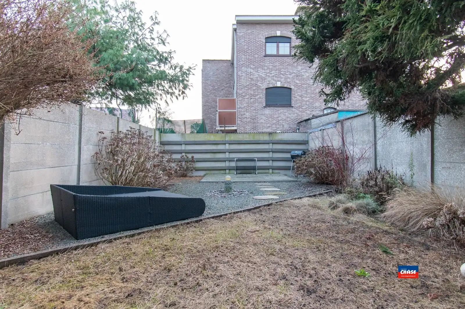 Gerenoveerde bel-étage met 3/4 slaapkamers en mooie tuin foto 7