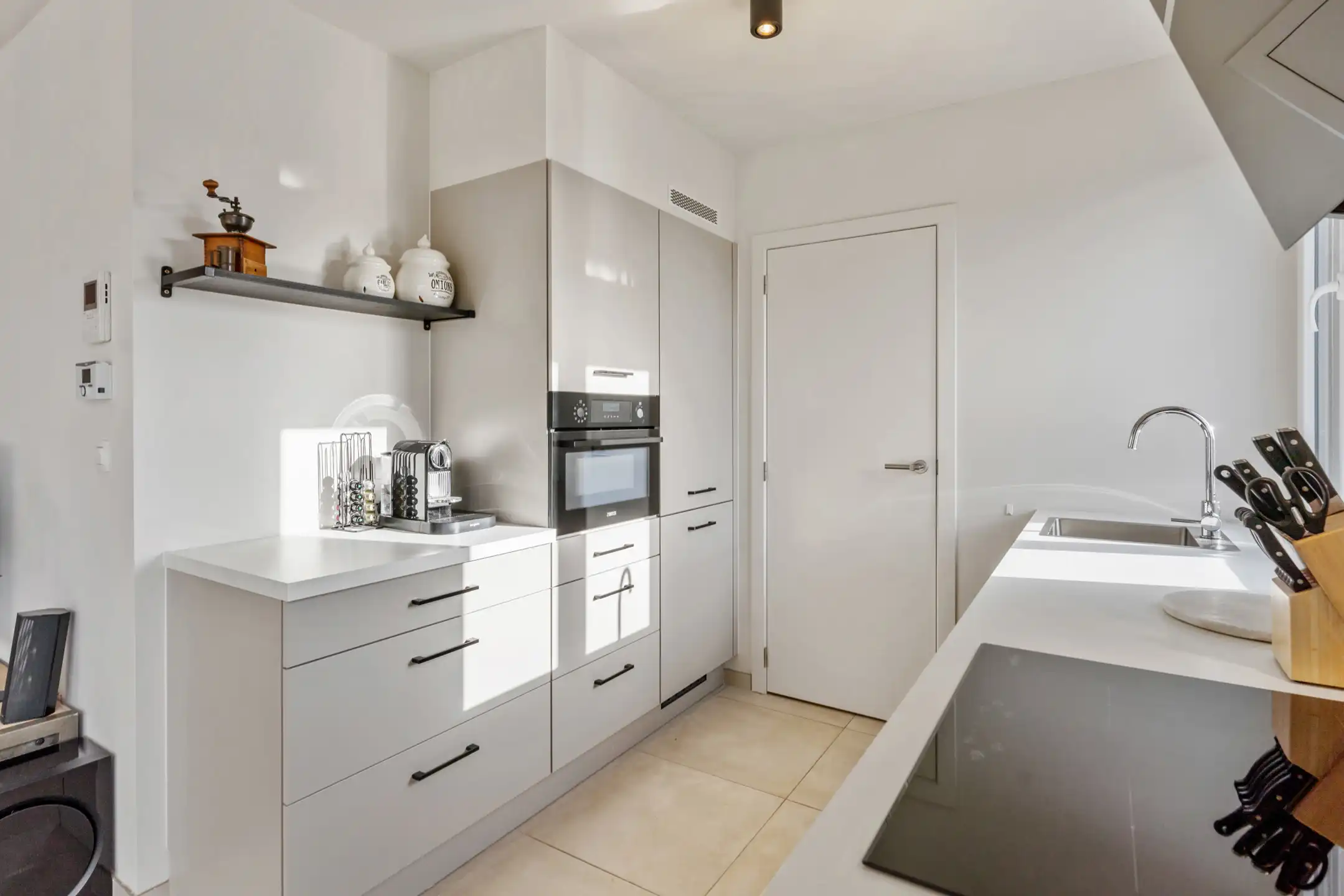 Recent duplex appartement met 2 parkings te Zichen foto 11