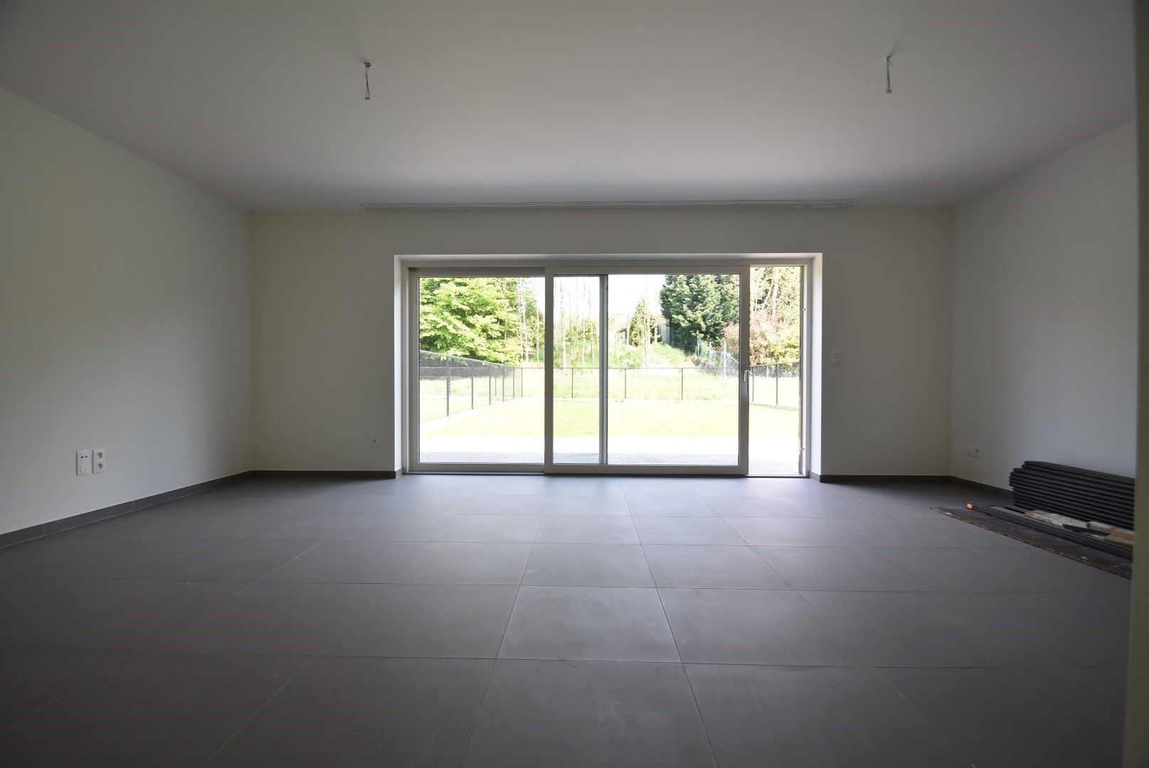 Zeer degelijk gebouwde ruime nieuwbouwwoning met inpandige garage en tuin op 4a81ca,  foto 11