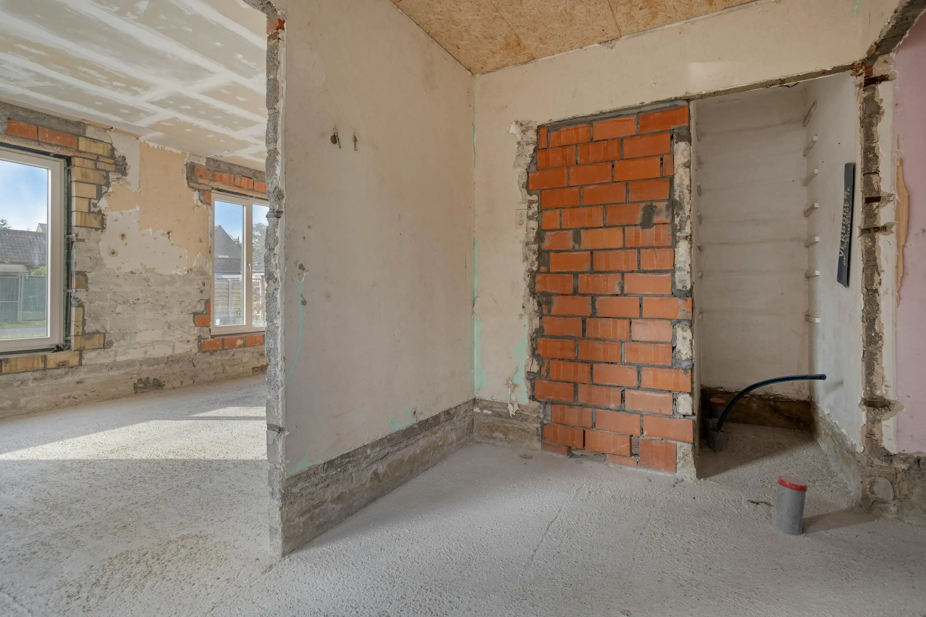 Vrijstaand, gelijkvloers huis met potentieel te Maldegem foto 10