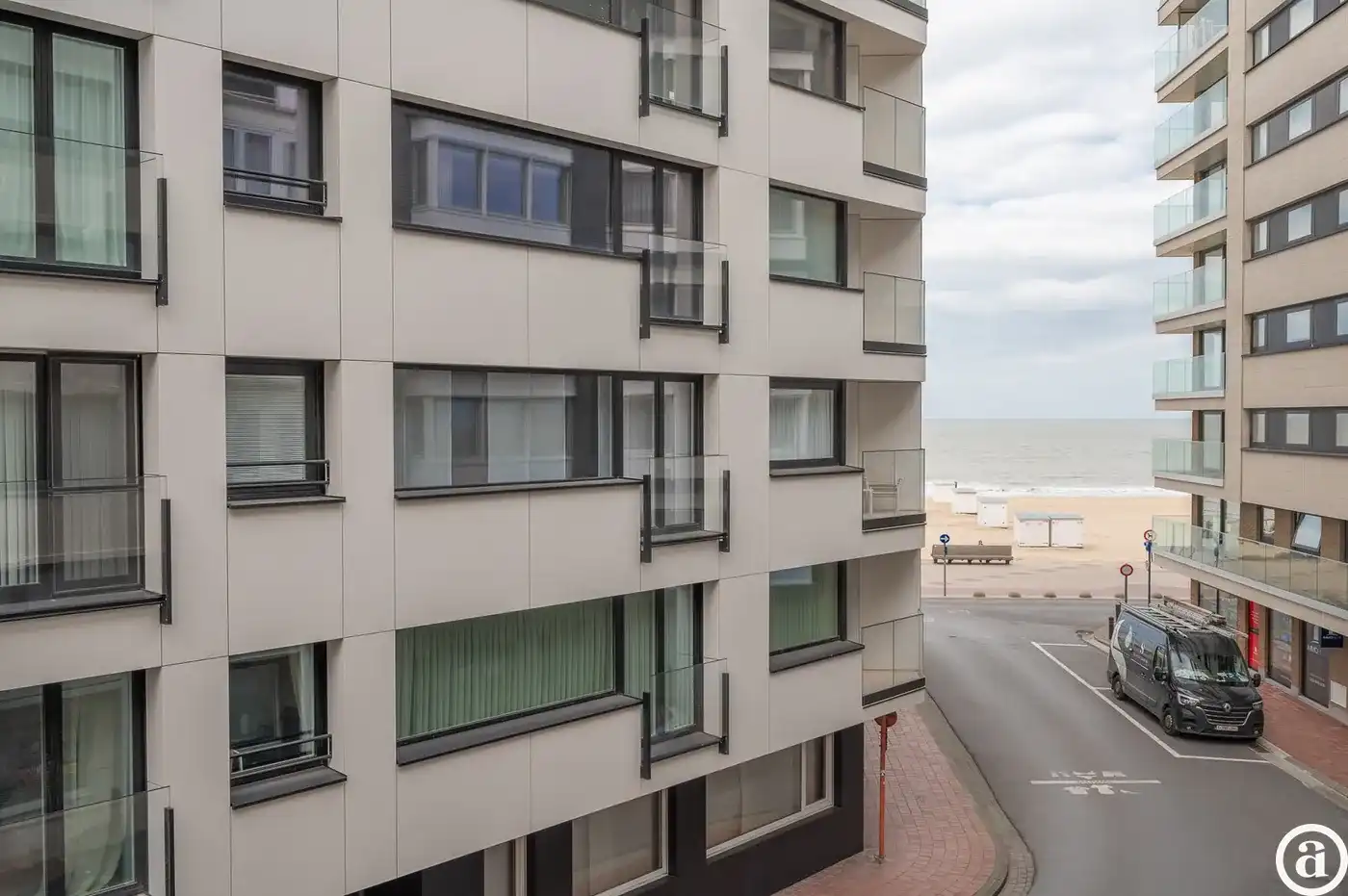 Mooi appartement met 3 slaapkamers, nabij de Zeedijk (Zoute) foto 3