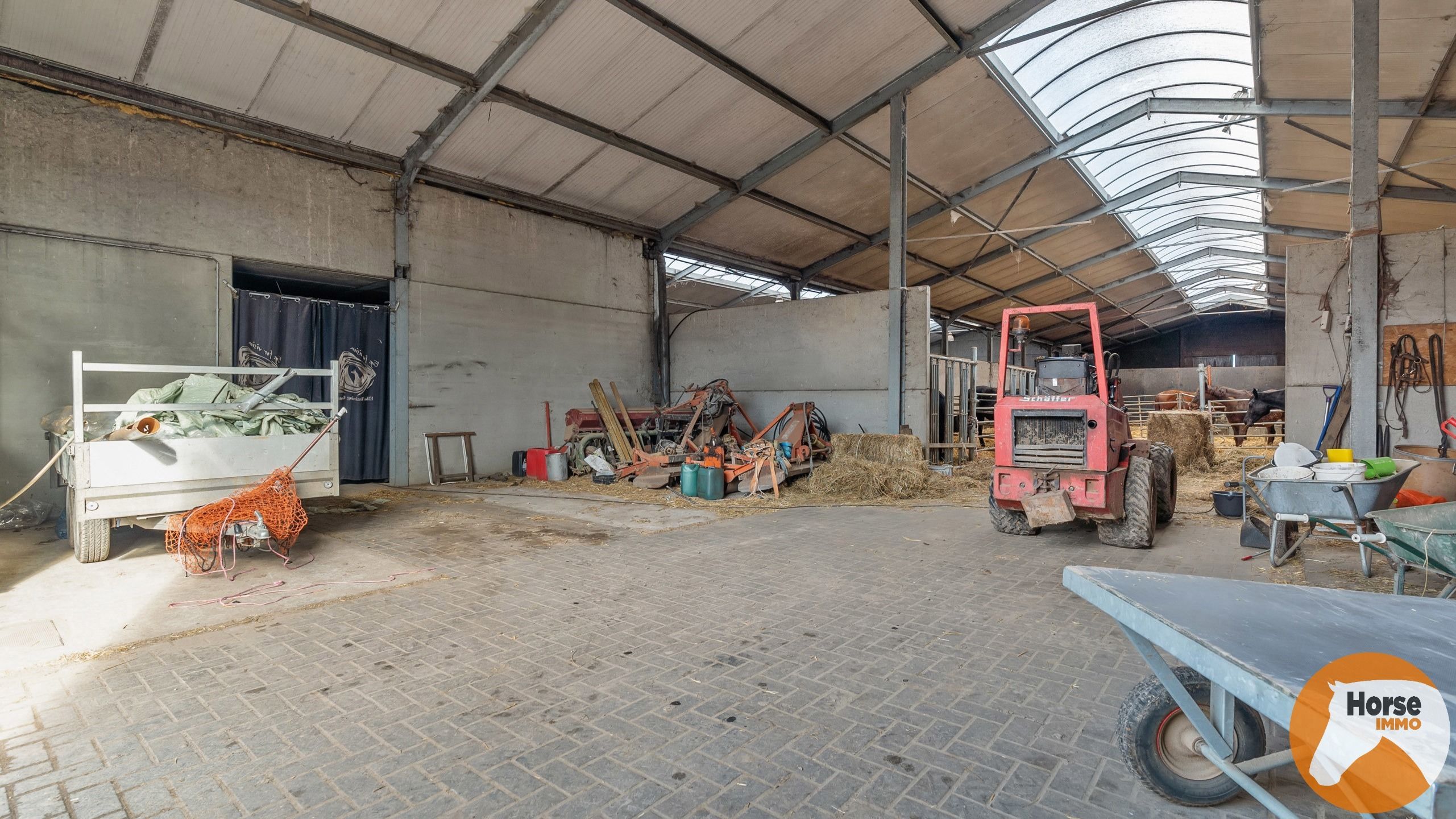 KAMPENHOUT - Professionele paardenaccommodatie op 4ha28 foto 10