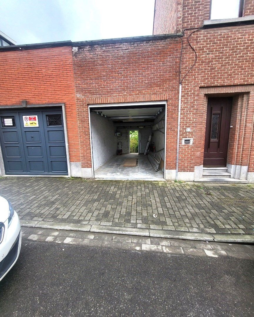 Ruime tweegevelwoning met garage en stadstuin aan de rand van Brussel. foto 24
