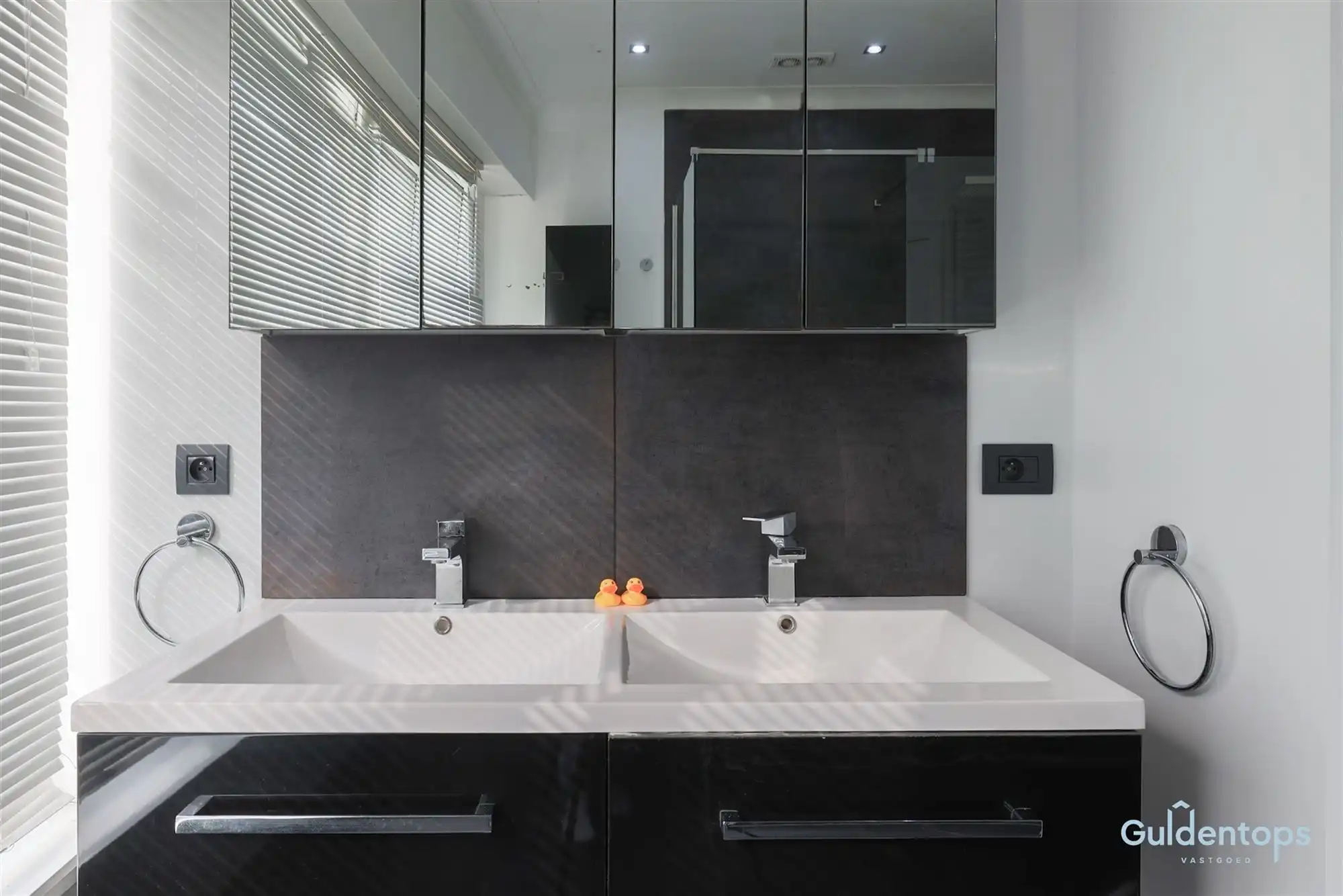 Knappe ruime woning op absolute toplocatie foto 25