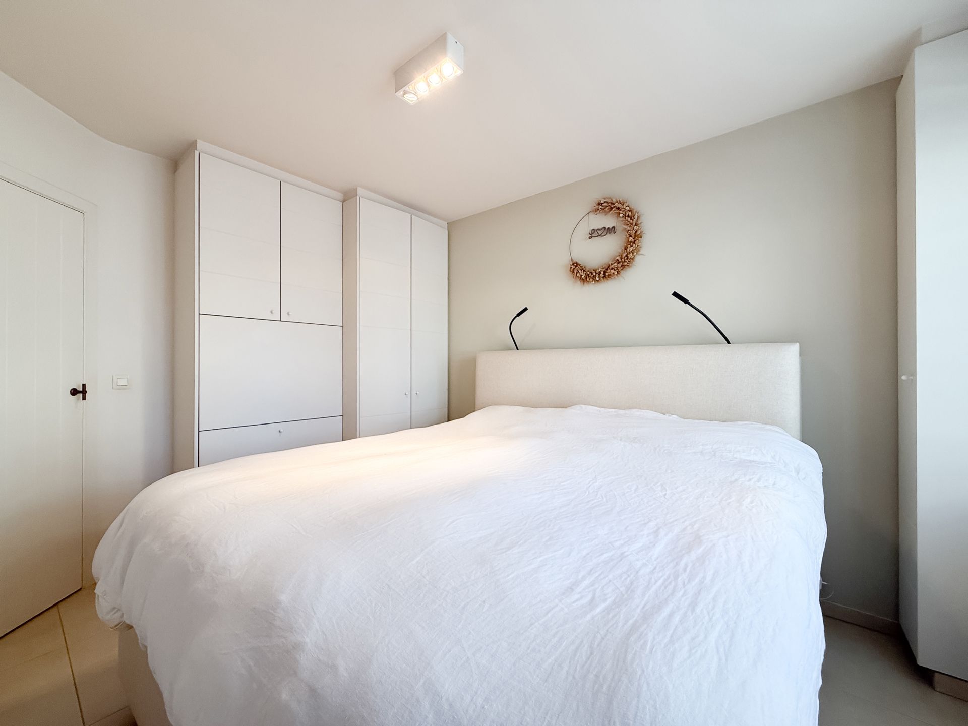 Elegant gelijkvloersappartement in het hart van Duinbergen.. foto 18