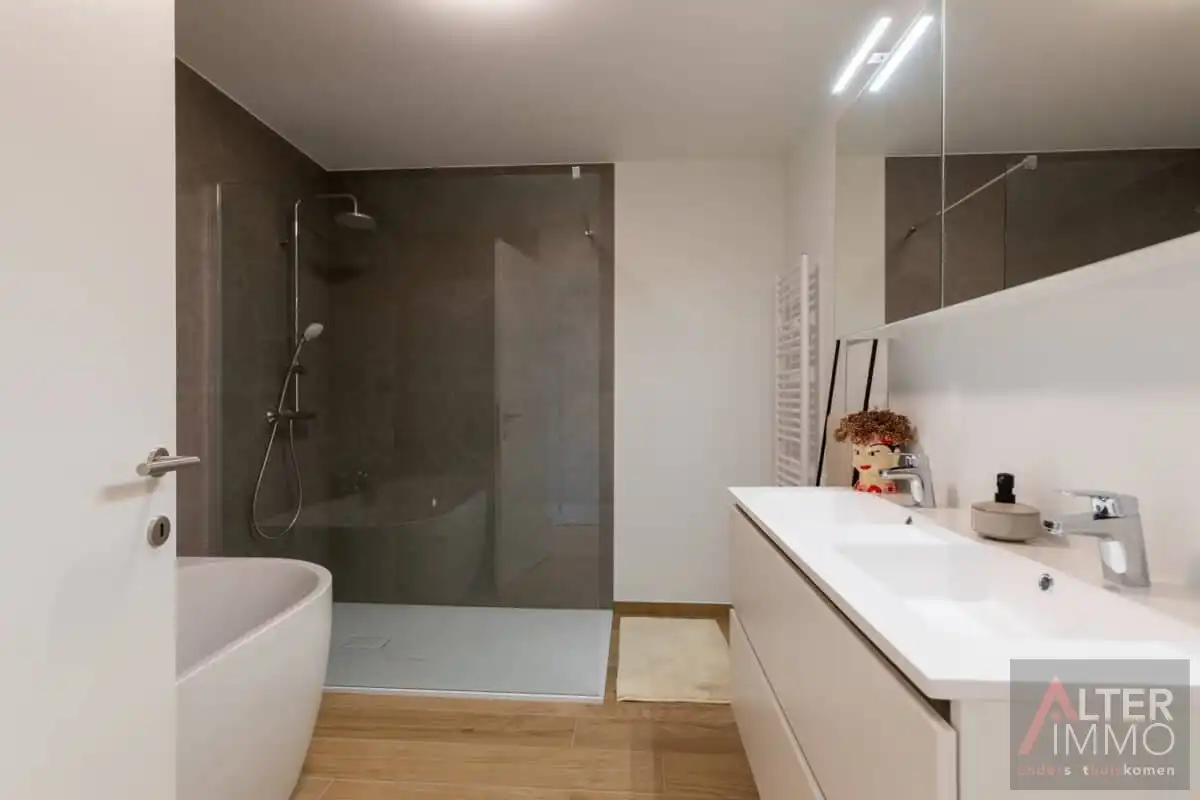 NIEUWBOUWWONINGEN IN GENK foto 12