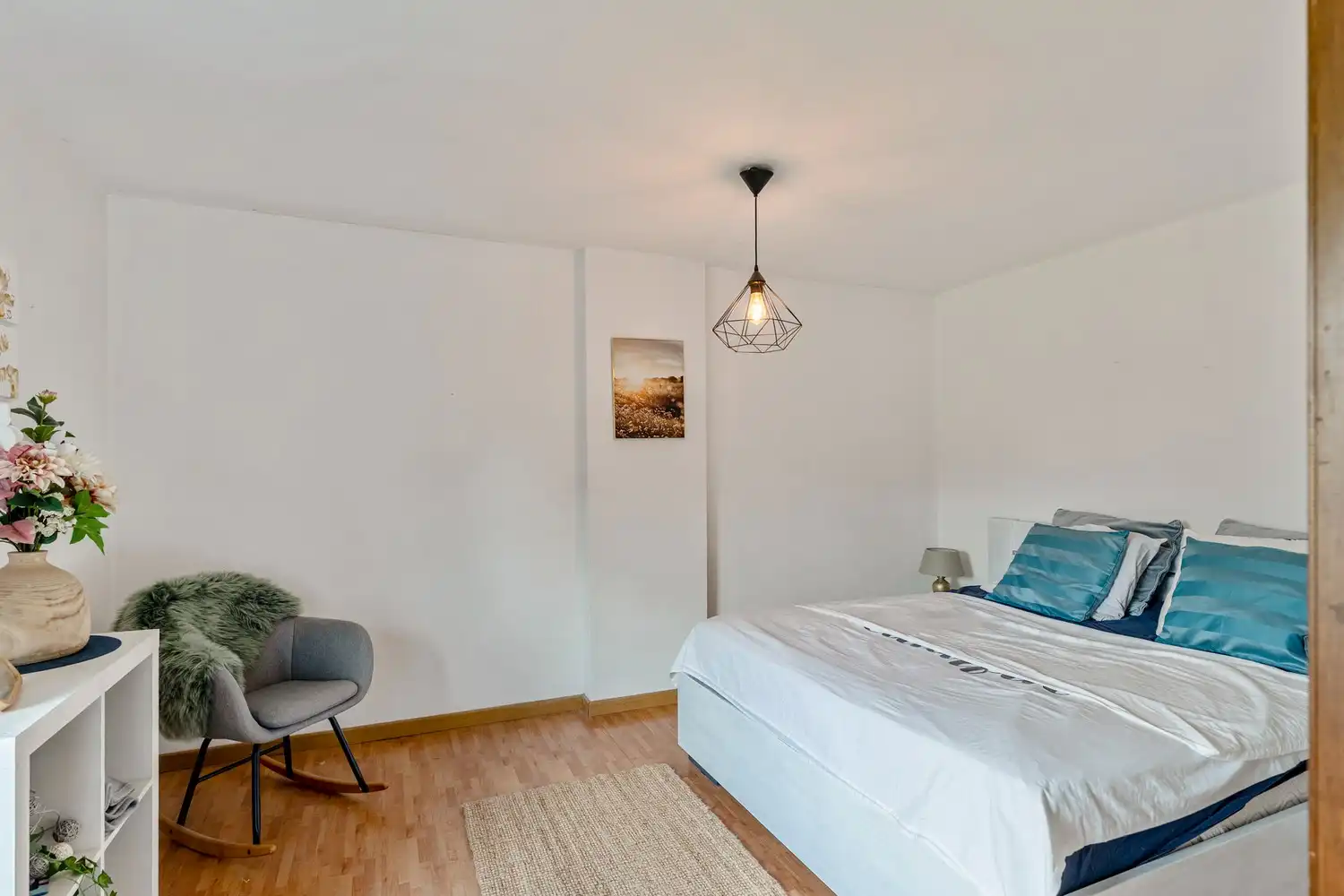 Ruime en lichtrijke woning met 4 slaapkamers, 2 garages, een kelder en een tuin te Oud-Heverlee! foto 19