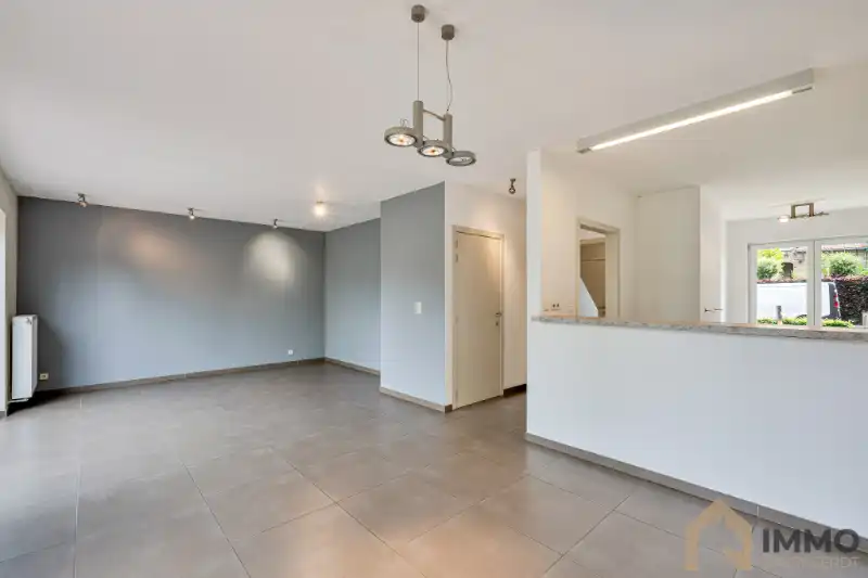 Te koop in Staden – Instapklare energiezuinige gezinswoning met garage, tuin en kelder foto 9