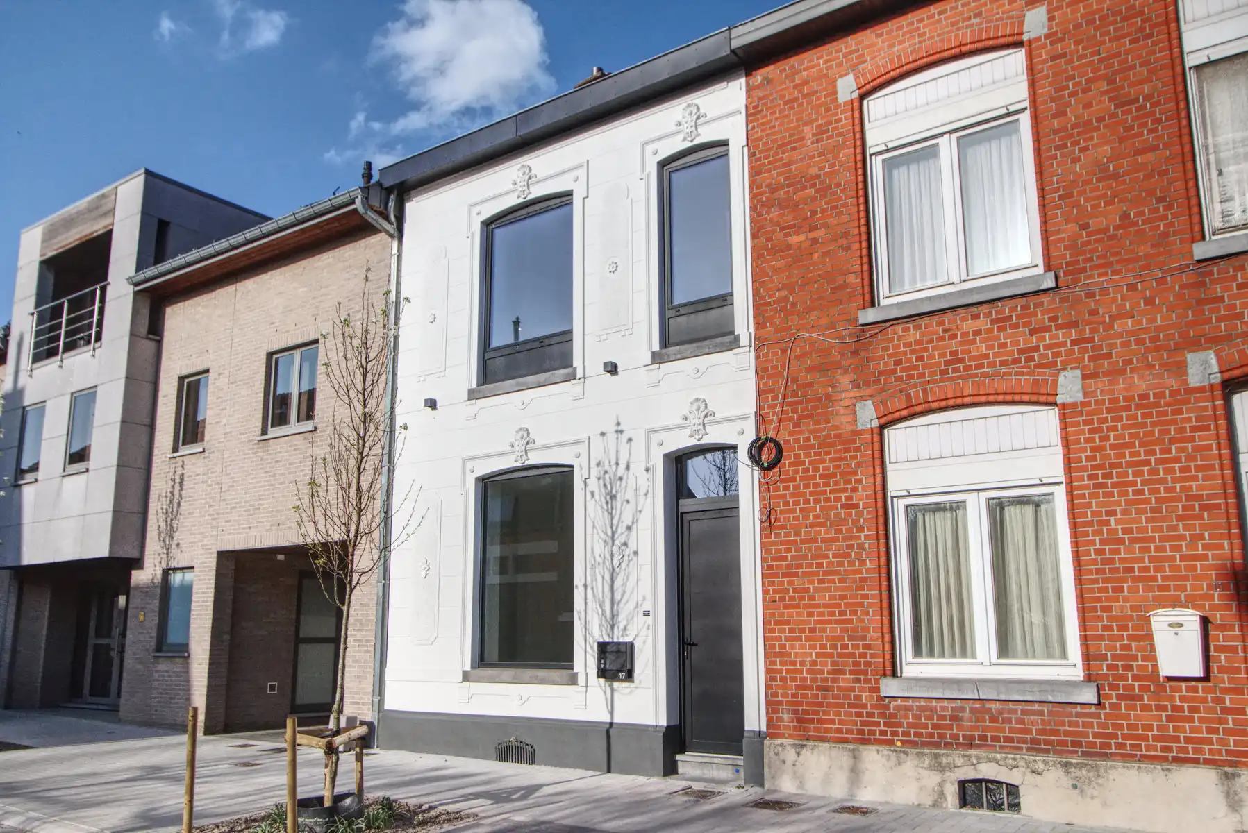 WONING - RENOV - 3 SLK - TERRAS - TUIN - PARKING - CENTRUM foto 2