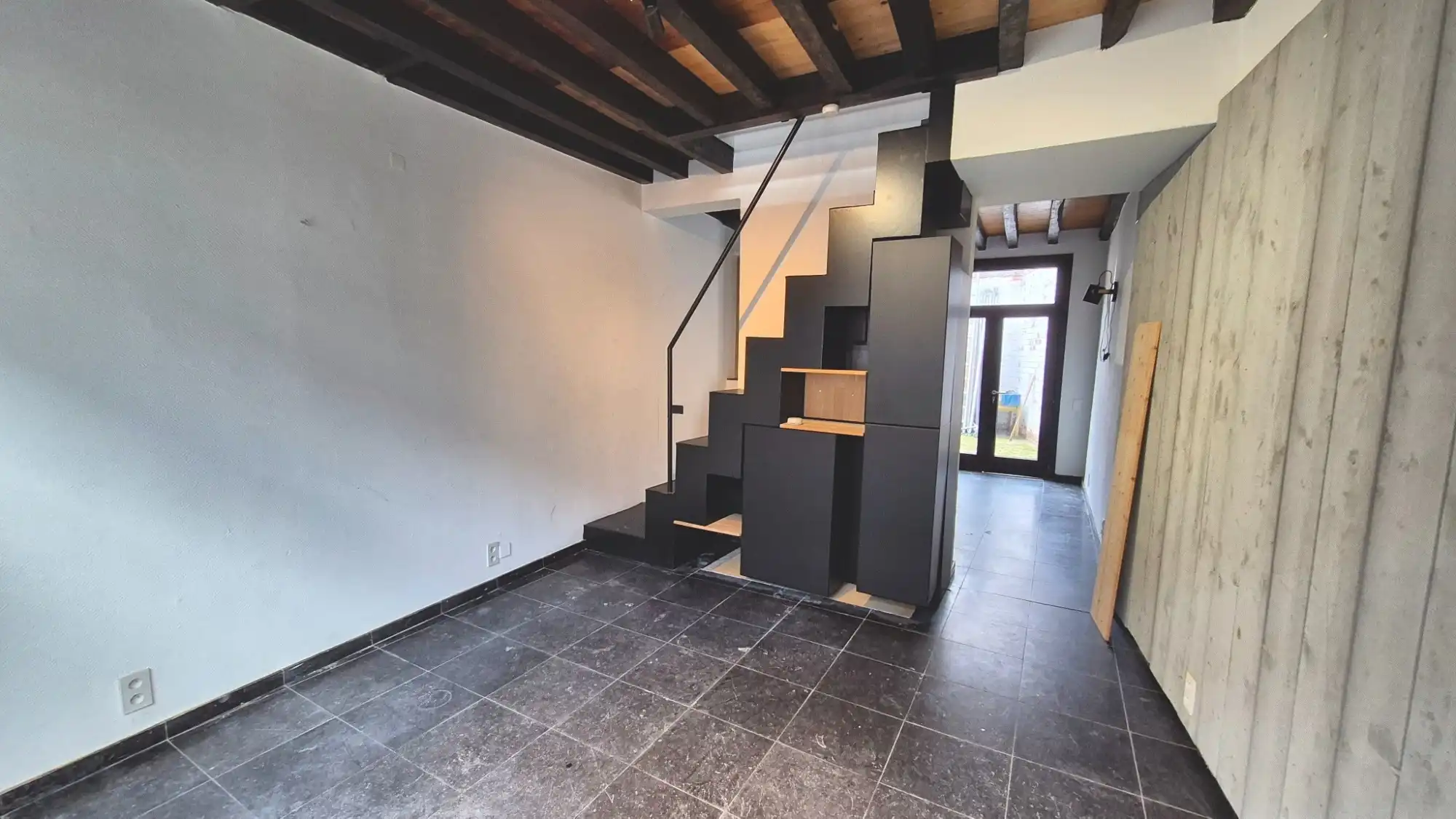 Gezellige instapklare woning in centrum van Wetteren foto 2