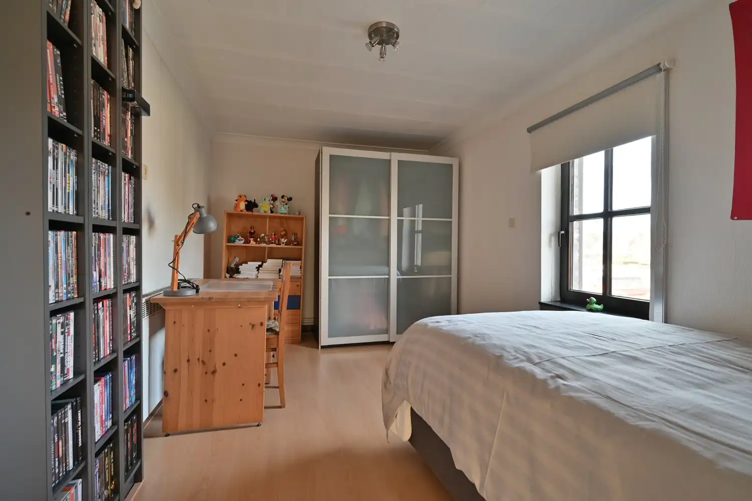 Charmante halfvrijstaande woning in het hart van Neerharen foto 14