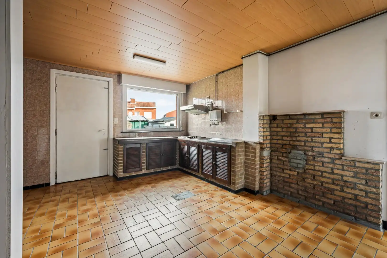 Woning met 4 slaapkamers, tuin en garage in Dadizele-centrum foto 5