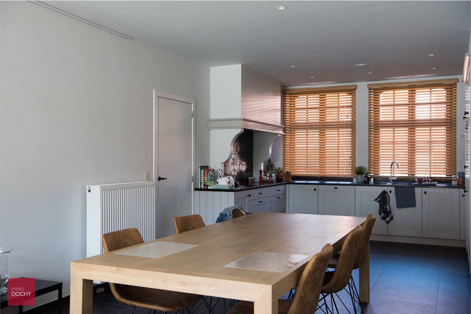 Prachtige nieuwbouwwoning in centrum van pittoreske Nokere | Nokeredorpstraat foto 6