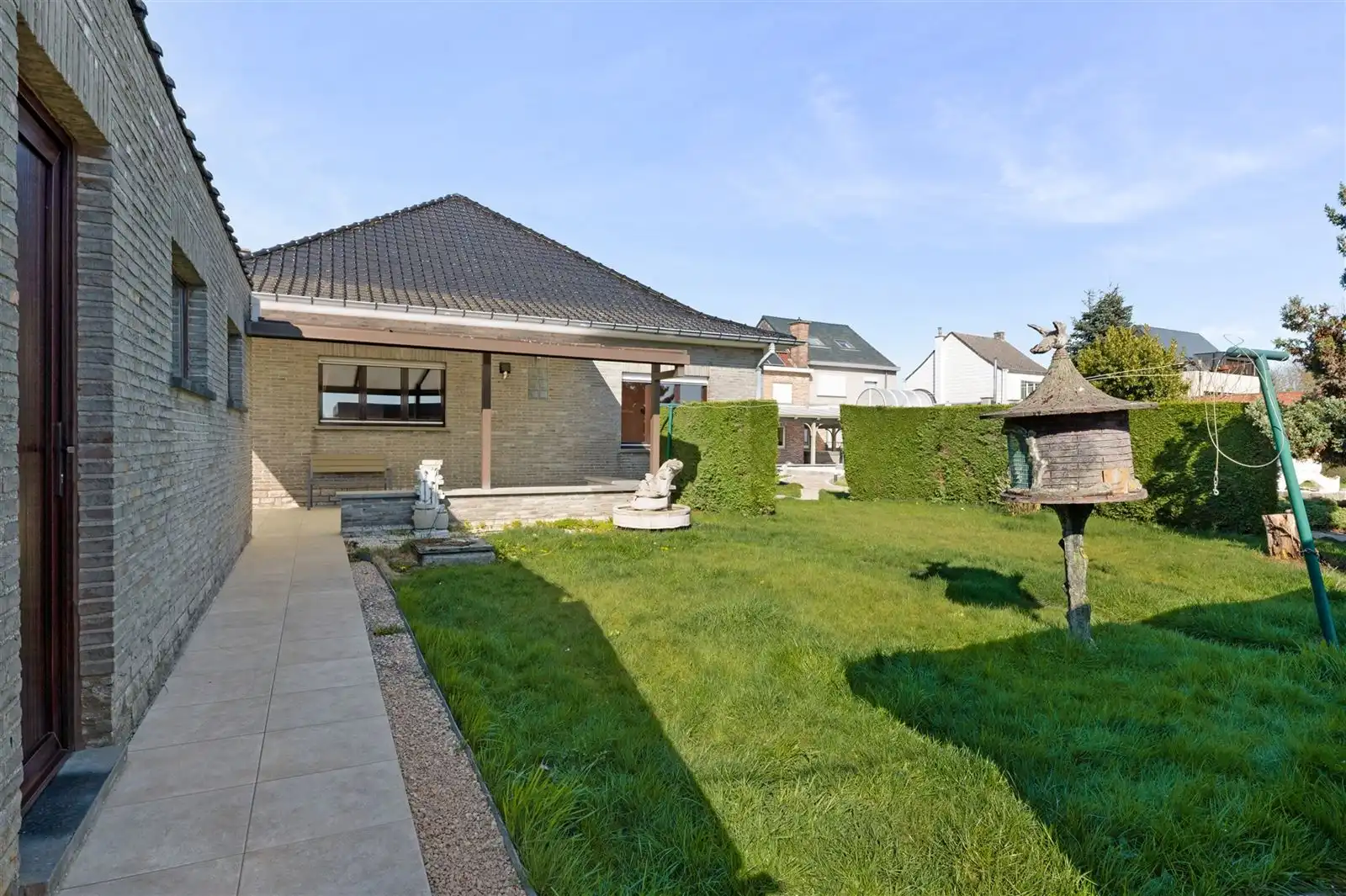 villa bungalow met tuin en aparte garage op +/- 10are foto 23