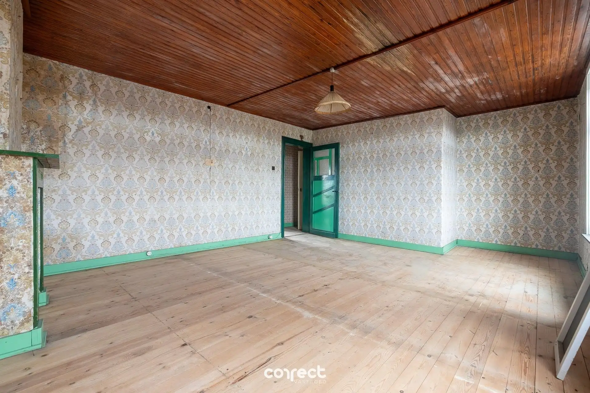 Ruime woning met garage. foto 9