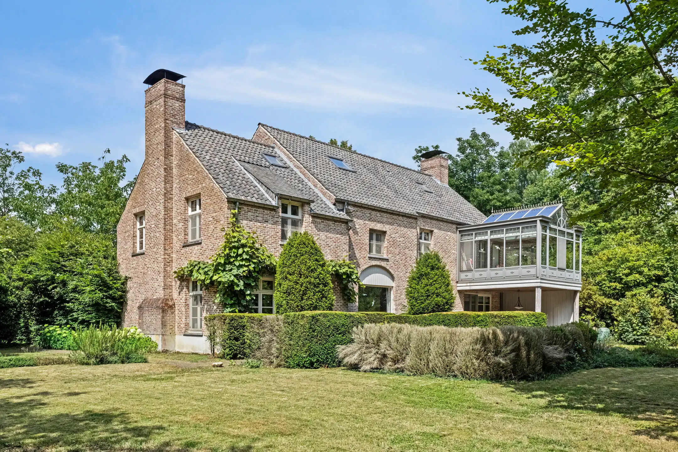 Uitzonderlijke villa in exclusieve wijk  foto 2