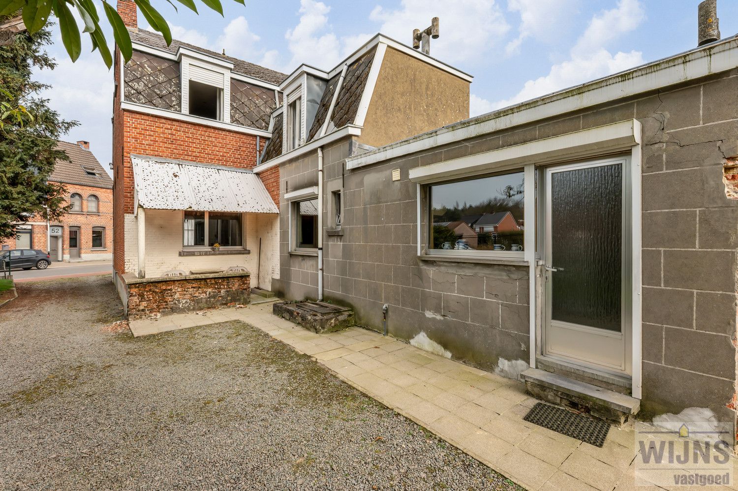 Renovatieproject met prachtige tuin en zicht op bos foto 24