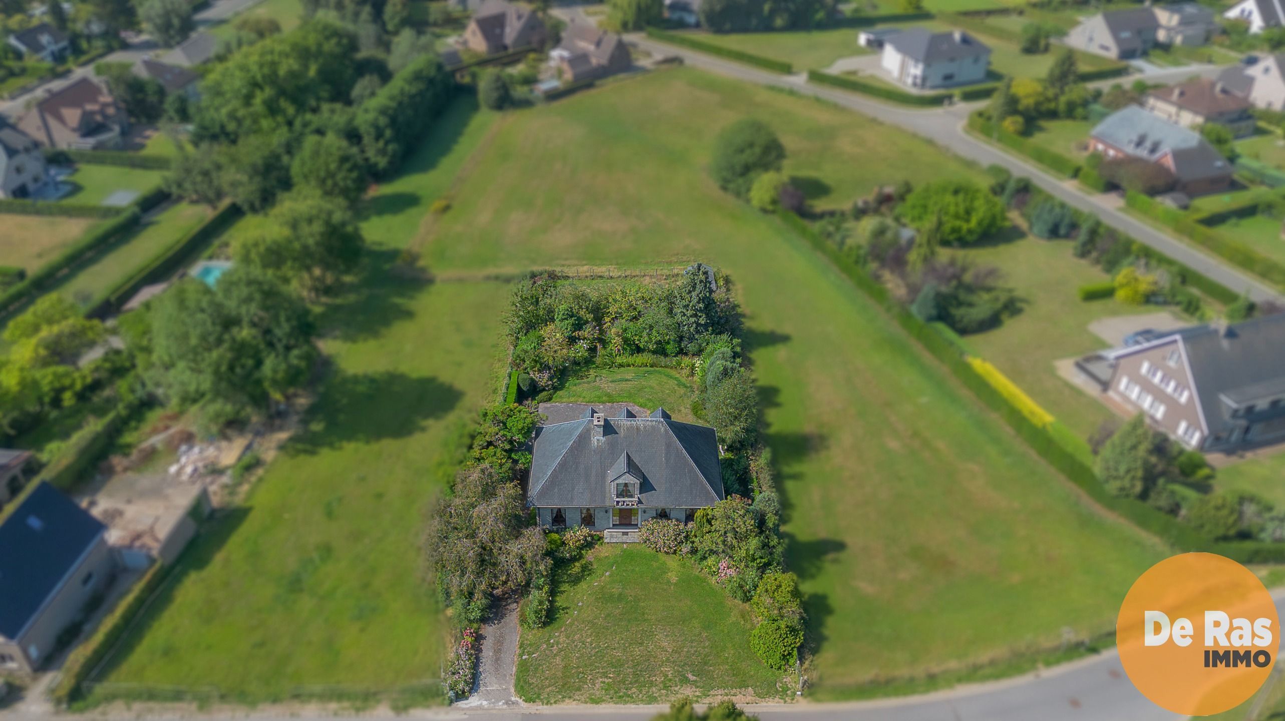 AFFLIGEM - Ruime woning met landelijke charme. foto 3