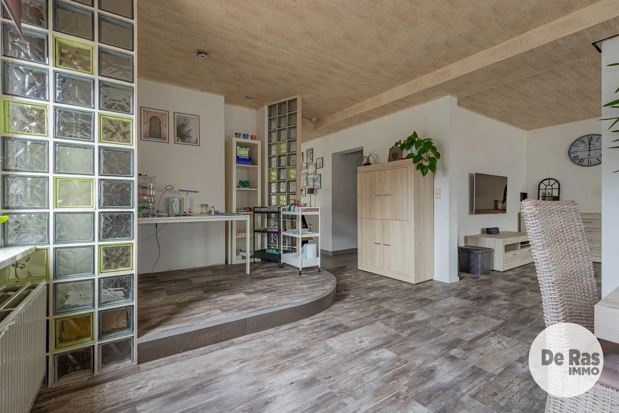 EREMBODEGEM - Ruime gezinswoning 4 slpks & bijgebouw foto 4