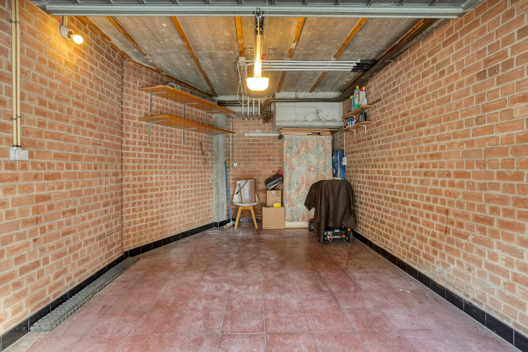 Vernieuwd 3 slaapkamer appartement met tuin in Bissegem! foto 18
