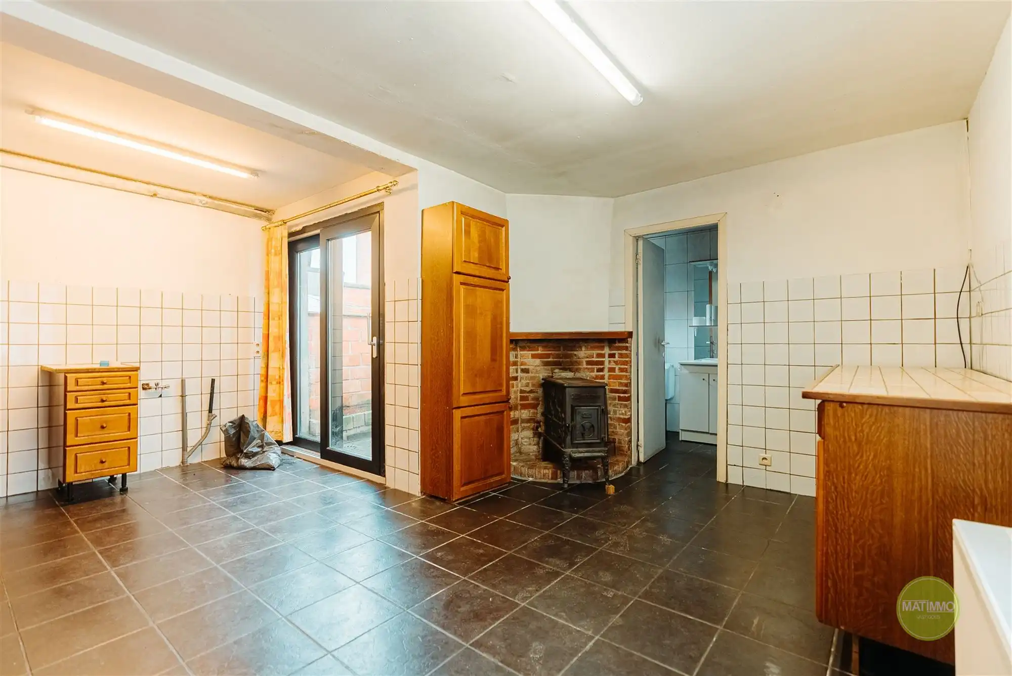 Charmant op te knappen woning met 4 slaapkamers in Turnhout foto 7