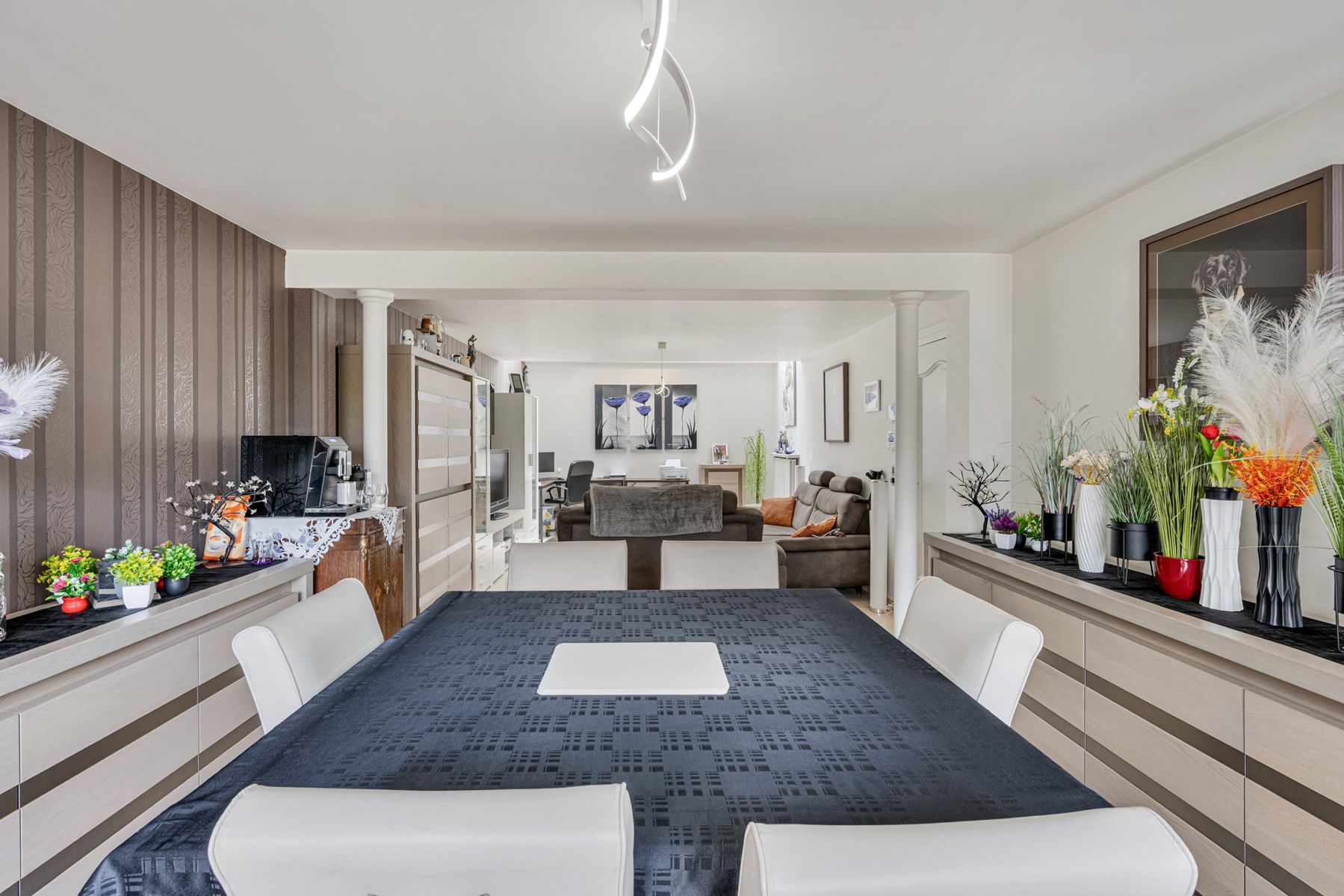 Instapklare woning met 2 slpkrs en voortuin. foto 6