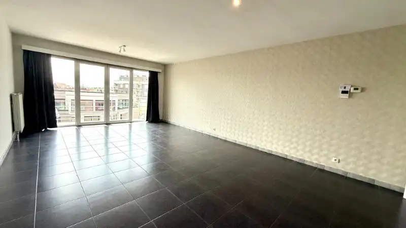 Centraal gelegen appartement met 3 slaapkamers en autostandplaats foto 4