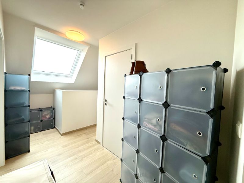 Recent duplex appartement met 2 slaapkamers en terras foto 14