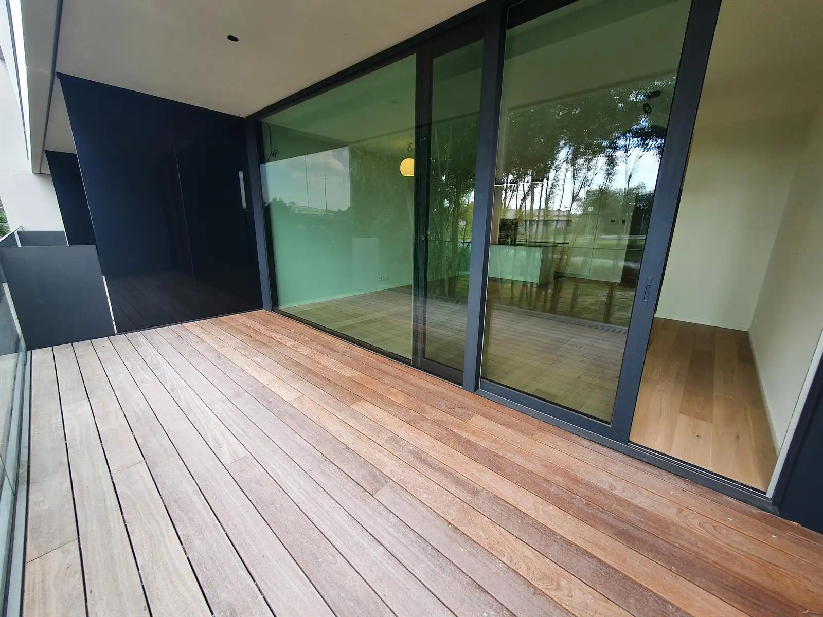 Tof appartement met standplaats aan de Leie !! foto 17
