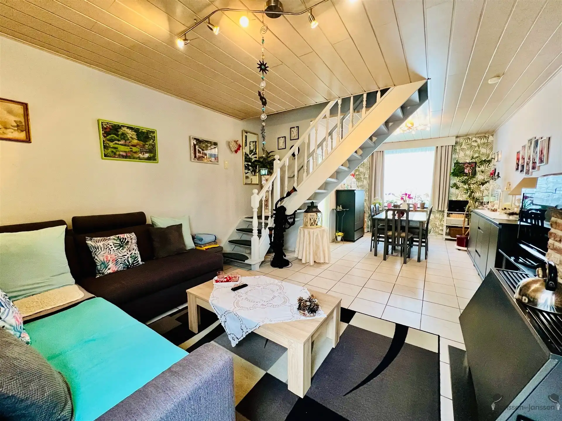 Te renoveren woning met tuin foto 4