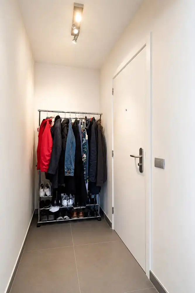 Sfeervol, ruim en zonnig villa-appartement gelegen op wandelafstand van het centrum van Melle. foto 17