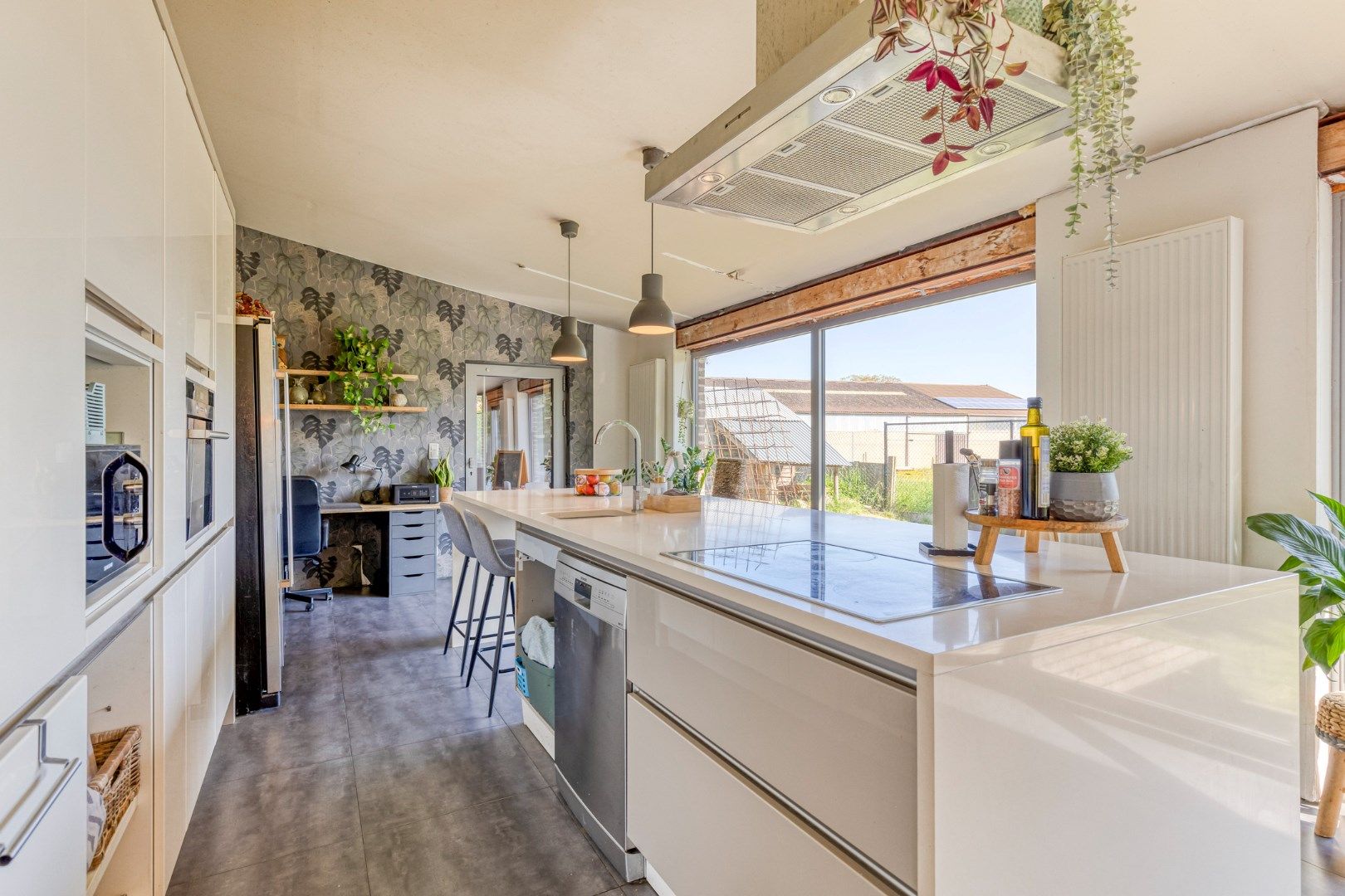 Goed gelegen open bebouwing met 4 slaapkamers en tuin in Kerkom - EPC 540 kWh/m² - bewoonbare oppervlakte 238  m²  foto 13