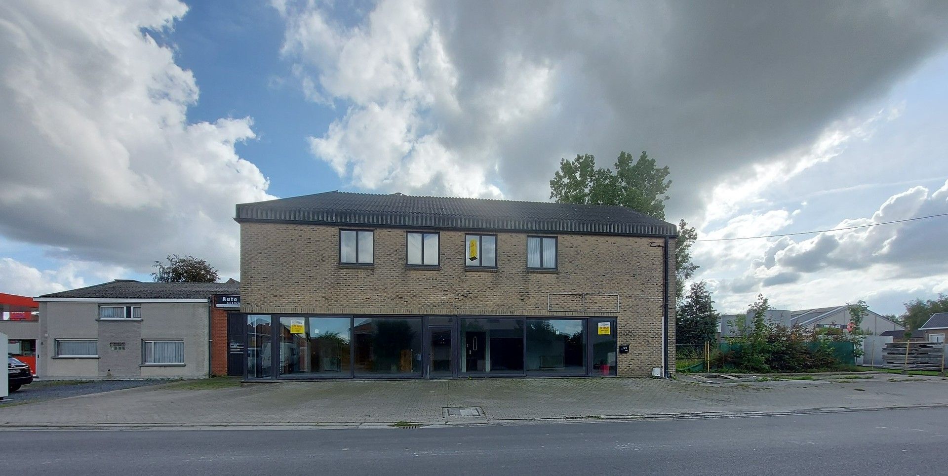 Commerciële ruimte te huur Tuileboomstraat +5 - 8880 Sint-Eloois-Winkel