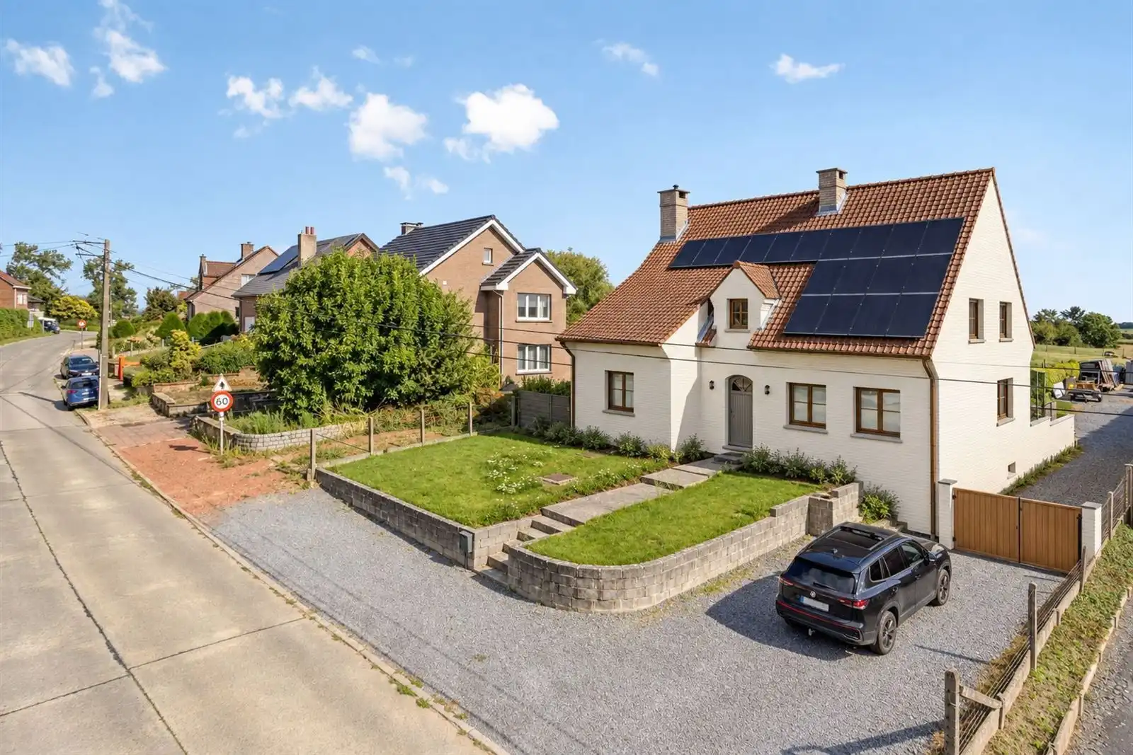 Zeer ruime woning (400m²) met 4 slaapkamers + 2 badkamers  foto 35